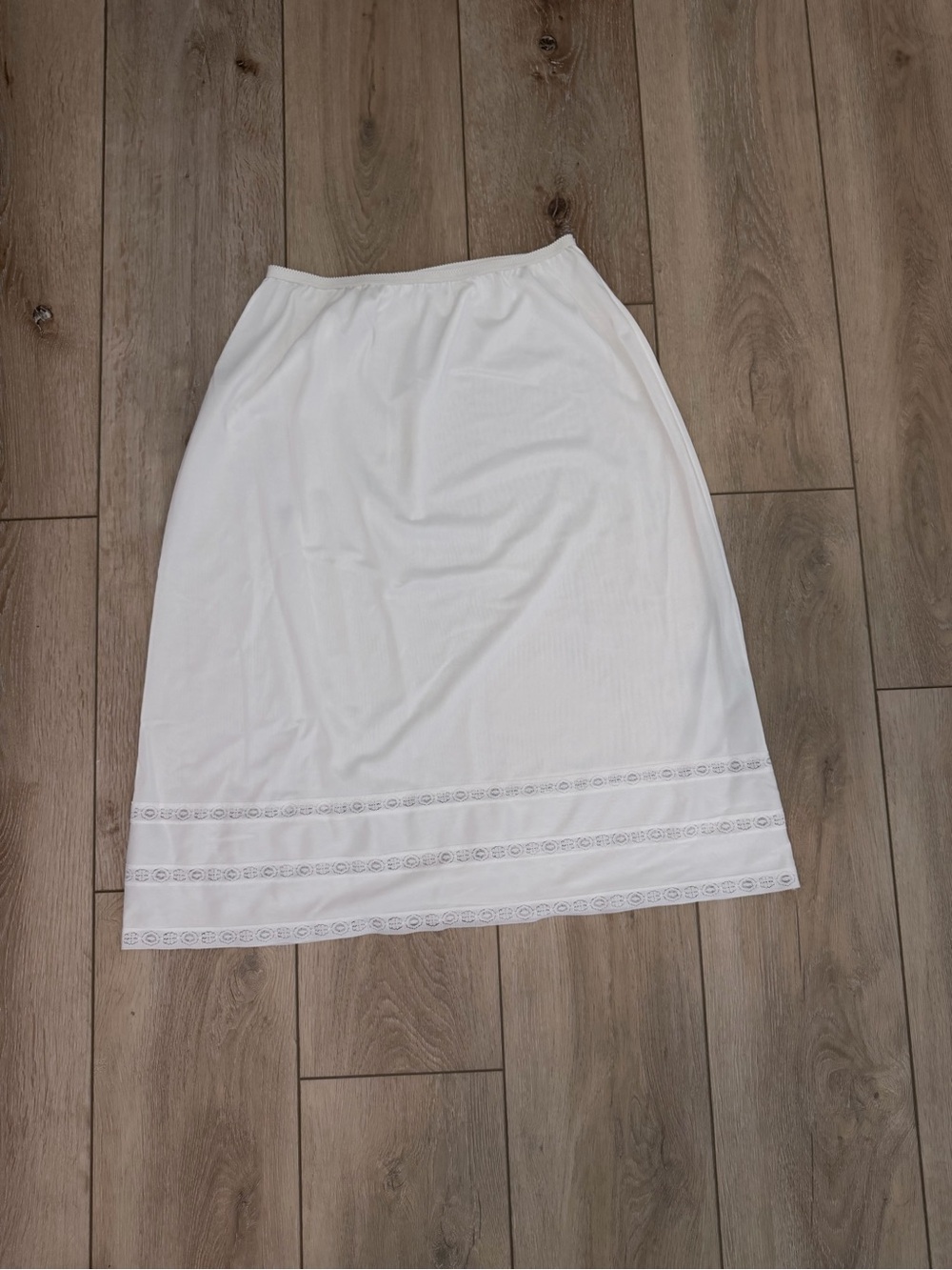 Vintage white half slip skirt
